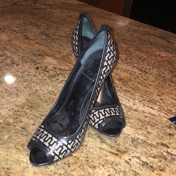 Tory Burch Reagan Heels Open Toe Stilettos Black/Cream - Size 9 - Picture 12 of 16